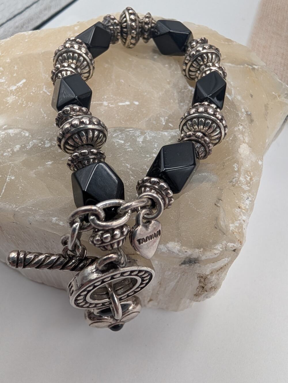 Brighton VTG Black Faceted Bead Silver Tone Toggle Bracelet Heart Charm Retired
